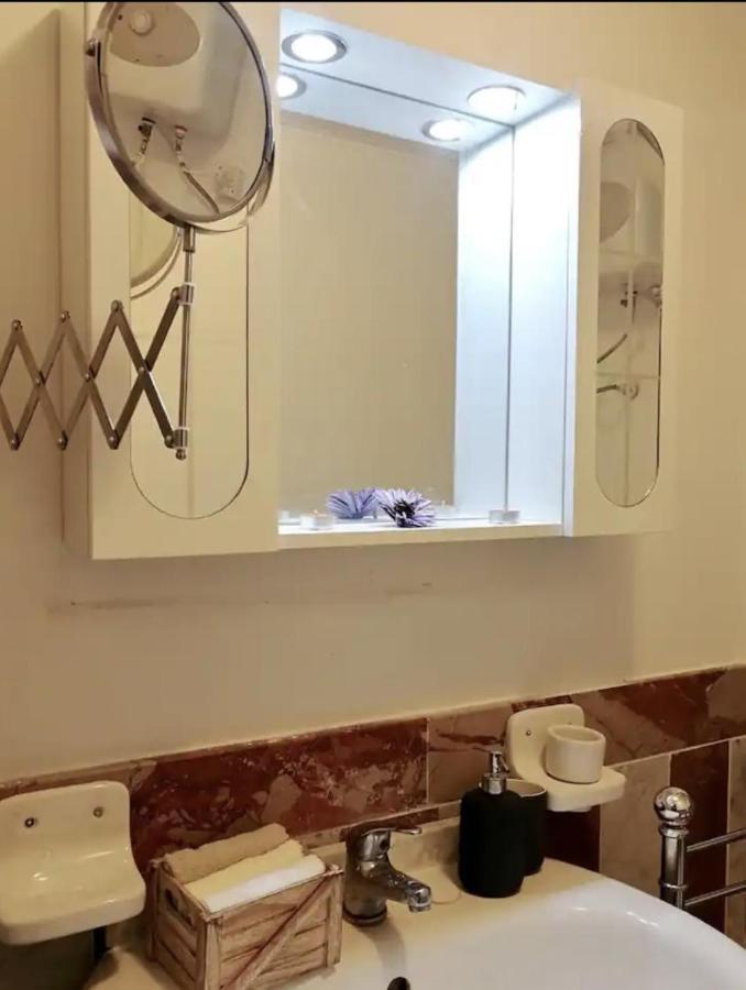 Maya'S Apartment Close To Ballaro Market And Central Station Палермо Екстериор снимка